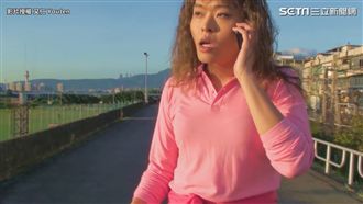 一鏡到底神模仿！地方媽媽散步氣噗噗