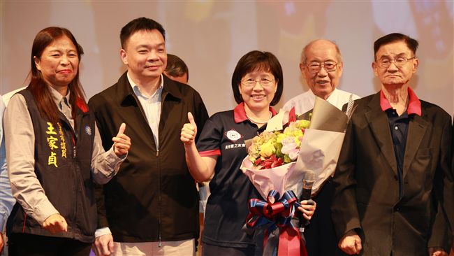 黃秀霜表態！爭取代表藍營選台南市長
