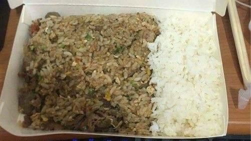 炒飯加10元飯　打開飯盒讓他傻爆眼