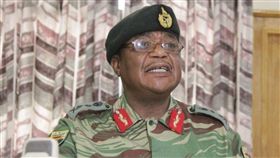 辛巴威國防軍總司令奇文嘉Constantino Chiwenga(推特 )