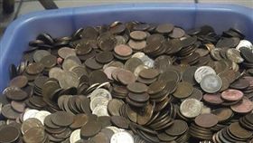 硬幣,1元,零錢,銀行,銅幣
（圖／翻攝自爆廢公社）