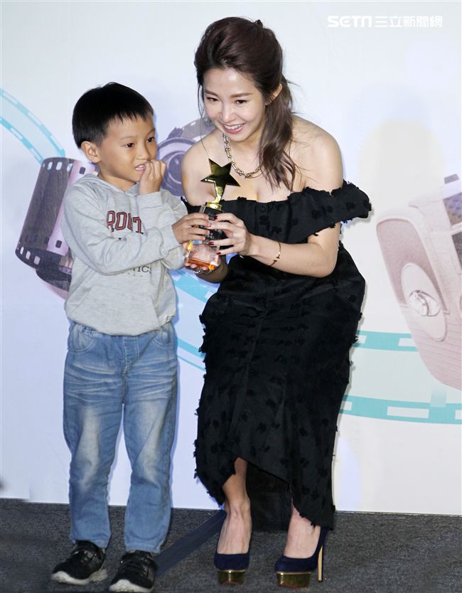 郭書瑤擔任MOD微電影創作大賽頒獎典禮頒獎大使。（記者邱榮吉/攝影）