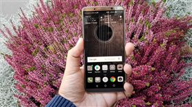 華為,旗艦,Mate 10,Mate 10 Pro,iPhone X,TechRadar