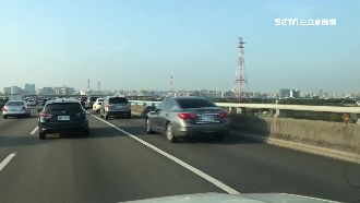 塞車被迫困路肩　駕駛挨罰嘆設計不良