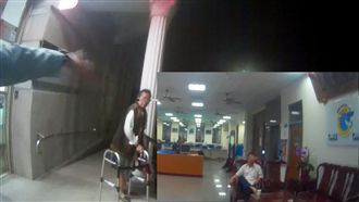 兒搶親媽1萬5　80歲母親堅持提告