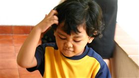 困惑,疑惑,煩惱,問號,不解,思考,小孩,兒童（圖／Pixabay）