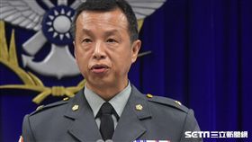 國防部針對獵雷艦一案召開記者會說明，發言人陳中吉 圖／記者林敬旻攝