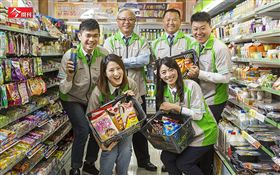 今周刊／營收、獲利成長贏小七　全家四箭齊出拚創新（勿用）