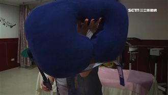 5枕頭賣6萬！睡覺綁腳還能喬脊椎？