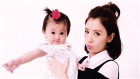 賈靜雯,修杰楷,咘咘／時報文化提供