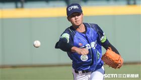 中職聯軍投手黃子鵬 圖／記者林敬旻攝
