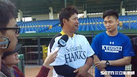 ▲軟銀鷹三軍打擊教練大道典嘉擔任日職西軍監督。（圖／記者蕭保祥攝）