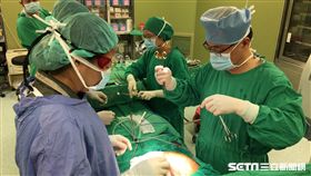 嘉義長庚溫熱化學治療團隊建議，並不是所有的腹膜侵襲癌皆適合腫瘤切除合併溫熱化學治療。（圖／長庚醫院提供）