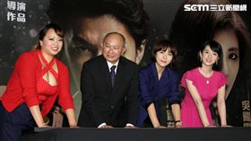 導演吳宇森.河智苑.櫻庭奈奈美.吳飛霞出席「追捕」記者會。（記者邱榮吉/攝影）