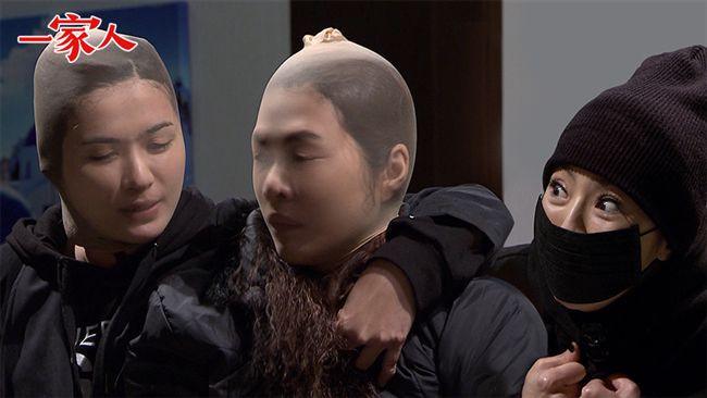 豬隊友三人組　一家人婆媽團絲襪套頭