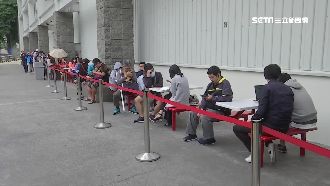 好市多黑色購物節　大學生早起搶頭香