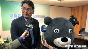 熊讚和謝長亨相見歡。（圖／記者王怡翔攝）