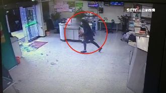 合庫搶案畫面曝光！交警目睹險遭槍擊