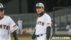 日職東軍總教練川相昌弘  圖／記者林敬旻攝