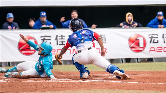 黑豹旗四強戰　延26日舉行