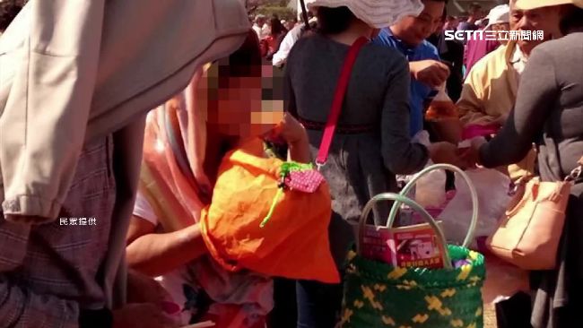 平安宴被婦全打包帶走　香客怒批貪心