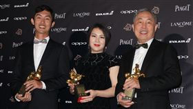 金馬54／典禮／最佳音效：杜篤之、吳書瑤《報告老師！怪怪怪怪物！》。（圖／記者邱榮吉攝影）