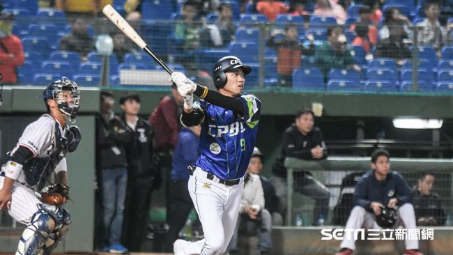 王威晨清壘打　中職近2年首度贏日職