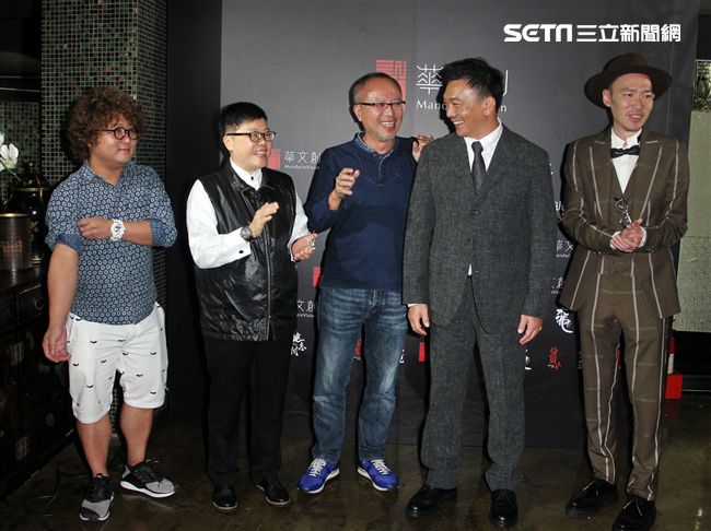 大佛普拉斯獲的54金馬最佳劇情片、最佳新導演、最佳改編劇本、強尼.凱克瑞馬席丹獲得金馬54最佳新演員獎，一起慶功宴。（記者邱榮吉/攝影）