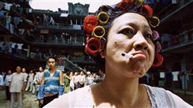 初老,美魔女,行為,Standby,單身,社會,男子,歐巴桑,魔法,說話,調查,研究　圖／翻攝自電影功夫劇照　