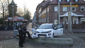 德國汽車衝撞人群6傷,庫克斯港（Cuxhaven）,圖／美聯社／達志影像