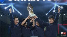 台灣電競戰隊SMG奪世界冠軍 圖／翻攝自Garena 傳說對決YouTube