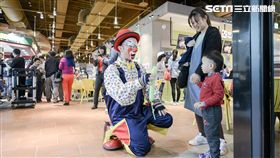 頤莫尚,大潤發,法商,歐尚集團,Auchan,美食街,商店街