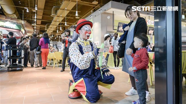 美食街百億市場 　法商推新品牌搶進