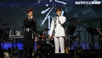 男星甩包袱當五月天　張智成助陣嗨唱
