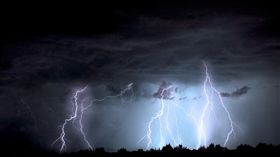 閃電 示意圖／翻攝自Pixabay
