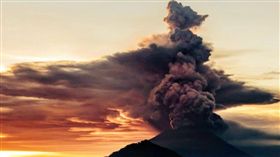 峇里島,印尼,阿貢火山／翻攝推特