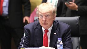 16:9
川普出席APEC經濟領袖會議（1）亞太經濟合作會議（APEC）經濟領袖閉門會議11日在越南峴港展開，美國總統川普（Donald Trump）出席。中央社記者吳翊寧越南峴港攝　106年11月11日