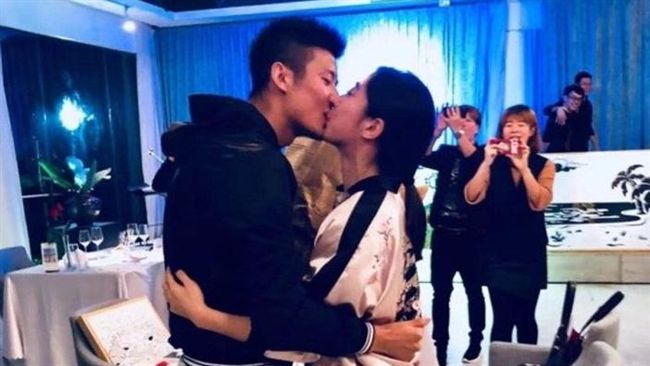羽壇再添神鵰俠侶　諶龍突擊求婚成功
