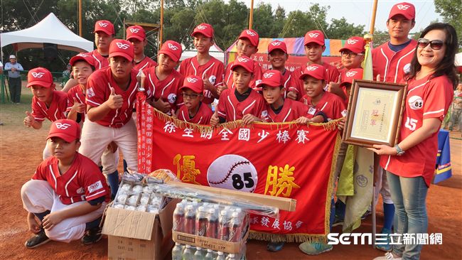 龜山少棒擊敗韓國　奪徐生明盃冠軍