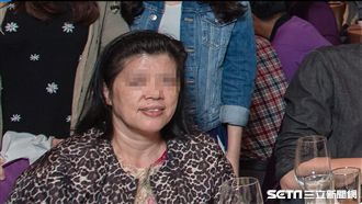 婚宴蟑螂又出沒　白吃白喝打包還合影