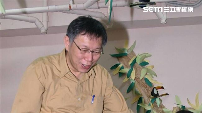 柯說起薪低！驚爆市府發言人領5萬