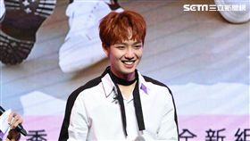 韓國雙人男子團體MXM首度來台舉辦專輯簽唱會吸引滿場歌迷熱情支持