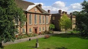 英國牛津大學校園。（圖／翻攝維基百科）
