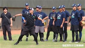 羅嘉仁、陽建福參加投手訓練營。（圖／記者王怡翔攝）