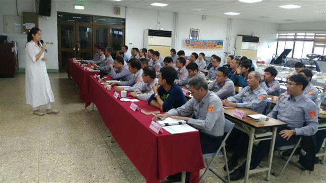 諮商師進警局談紓壓　警上完直呼神奇