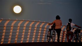 超級月亮,滿月,月圓
圖／中央社