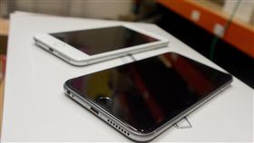 iPhone6
https://www.flickr.com/photos/omarjordanf/15418422135/in/photolist-putrJp-pcYojg-sprZ1D-pmQYxq-qftZpu-XBU3BK-qPimpr-XjKnLx-pJ8rgm-w1M2wg-GfVUtZ-qPBpy6-pJ6E4g-riXDXH-pVKmPc-qeEzY2-219s6W1-rd19K