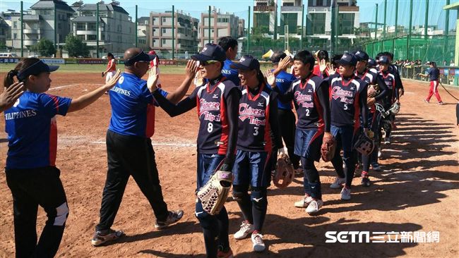 亞洲女壘賽勝菲　中華取得世錦賽門票