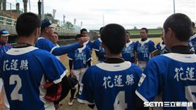 ▲教練王光輝帶領花蓮玉里高中奪下關懷盃冠軍。（圖／記者蕭保祥攝）