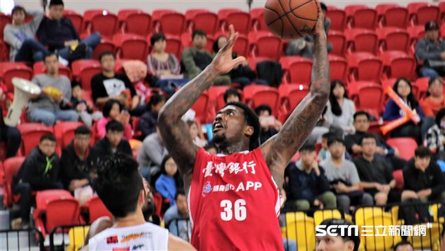 賈西亞砍26分　台銀擊敗璞園奪首勝